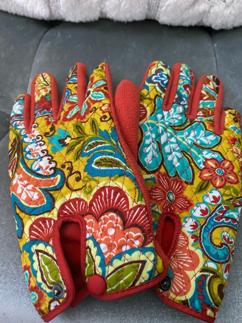 Vera Bradley Provencial Quilted Floral Garden Gloves in Turquoise & Red